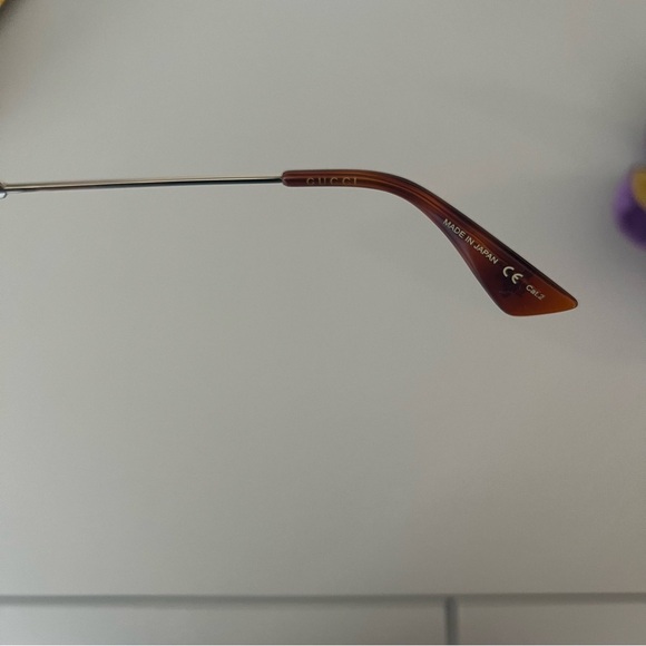 Gucci Wide Frame Sunglasses with Box Included - Picture 5 of 8
